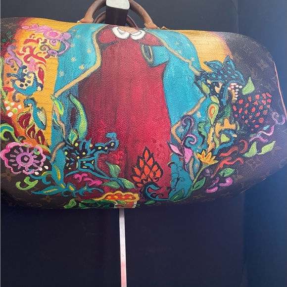 Authentic LOUIS VUITTON SPEEDY 40 custom painted Virgin Mary - Picture 6 of 7